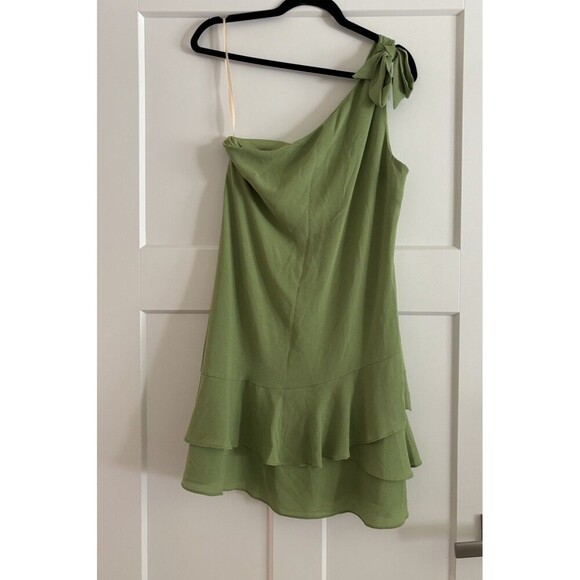 BCBGeneration Dresses & Skirts - BCBGeneration NWT, Womens One Shoulder Mini Dress Ruffled Bottom, Size 8 Sage